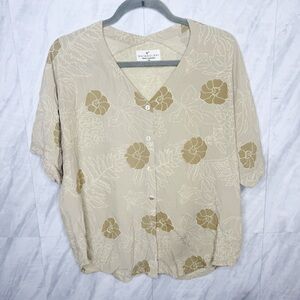Waiwaolani Beige Floral Button-Up Blouse S/M